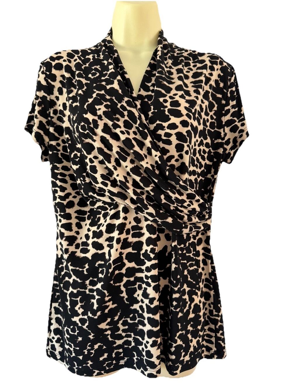 DKNY Animal Print Faux Wrap V-Neck Blouse Ruched Short Sleeve Top Size Large